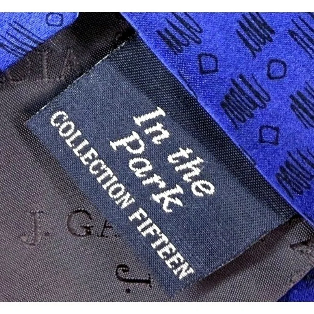 J Garcia Mens Silk Extra Long Necktie Blue Purple Ombre Abstract Geometric Poets